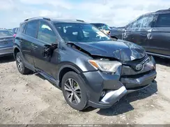 JTMWFREV9HD096992 2017 TOYOTA RAV 4