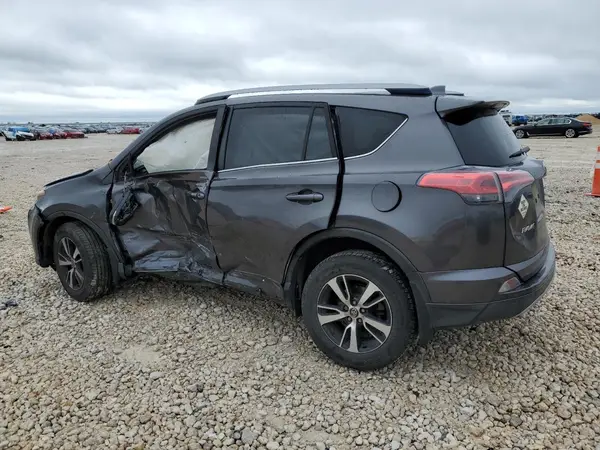 JTMWFREV9HJ103246 2017 TOYOTA RAV 4 - Image 2