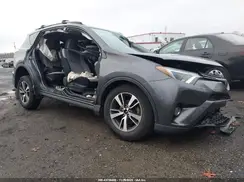 JTMWFREV9HJ103893 2017 TOYOTA RAV 4