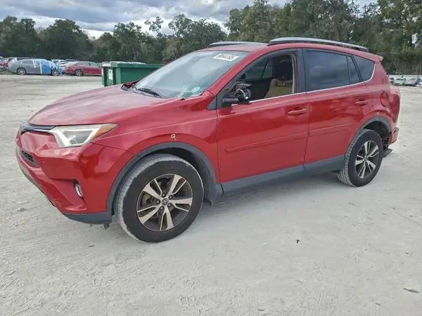 JTMWFREV9HJ105899 2017 TOYOTA RAV 4 - Image 1