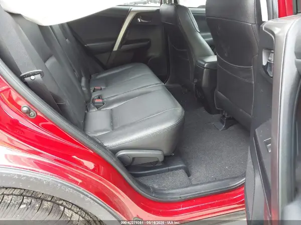JTMWFREV9HJ109712 2017 TOYOTA RAV 4 - Image 8