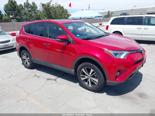 JTMWFREV9HJ146680 2017 TOYOTA RAV 4 - Image 1