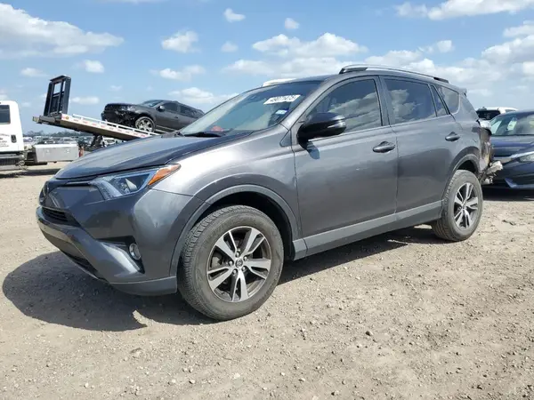 JTMWFREV9HJ711090 2017 TOYOTA RAV 4 - Image 1