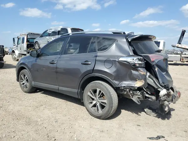 JTMWFREV9HJ711090 2017 TOYOTA RAV 4 - Image 2
