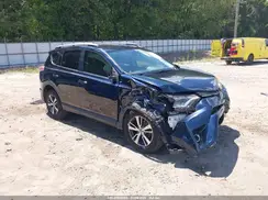 JTMWFREV9JD128751 2018 TOYOTA RAV 4