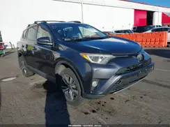 JTMWFREV9JD129091 2018 TOYOTA RAV 4