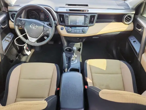 JTMWFREV9JJ188644 2018 TOYOTA RAV 4 - Image 8
