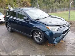 JTMWFREV9JJ205748 2018 TOYOTA RAV 4