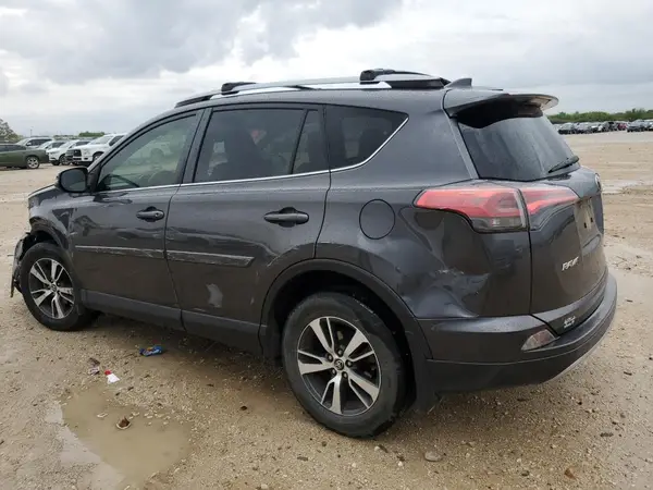 JTMWFREV9JJ723357 2018 TOYOTA RAV 4 - Image 2