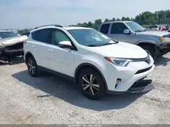 JTMWFREV9JJ724072 2018 TOYOTA RAV 4