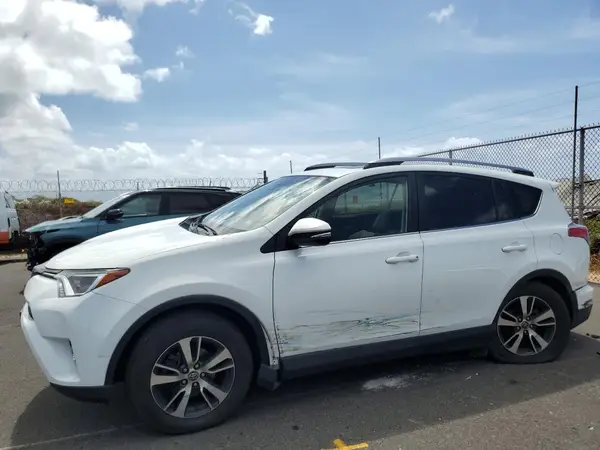 JTMWFREV9JJ741826 2018 TOYOTA RAV 4 - Image 1