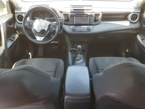 JTMWFREVXHD103951 2017 TOYOTA RAV 4 - Image 8
