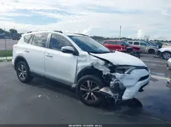 JTMWFREVXHD105764 2017 TOYOTA RAV 4