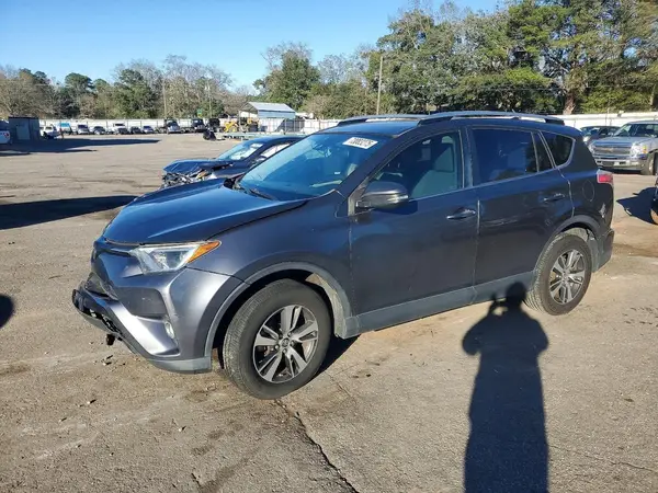 JTMWFREVXHJ128057 2017 TOYOTA RAV 4 - Image 1