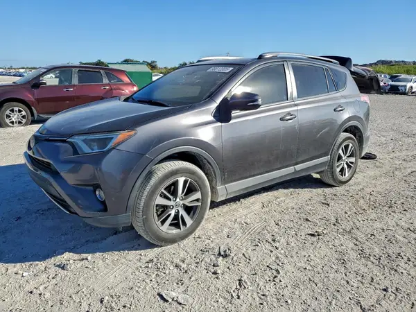 JTMWFREVXHJ134330 2017 TOYOTA RAV 4 - Image 1
