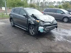 JTMWFREVXHJ136661 2017 TOYOTA RAV 4