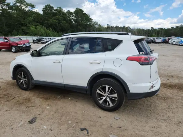 JTMWFREVXHJ715570 2017 TOYOTA RAV 4 - Image 2