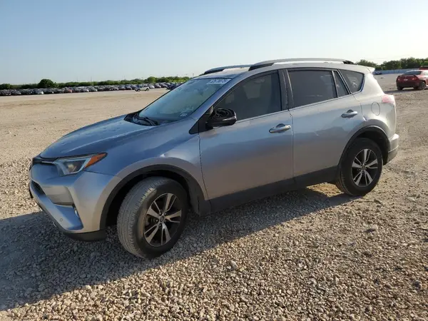 JTMWFREVXJD115667 2018 TOYOTA RAV 4 - Image 1