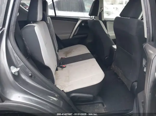 JTMWFREVXJD126894 2018 TOYOTA RAV 4 - Image 8
