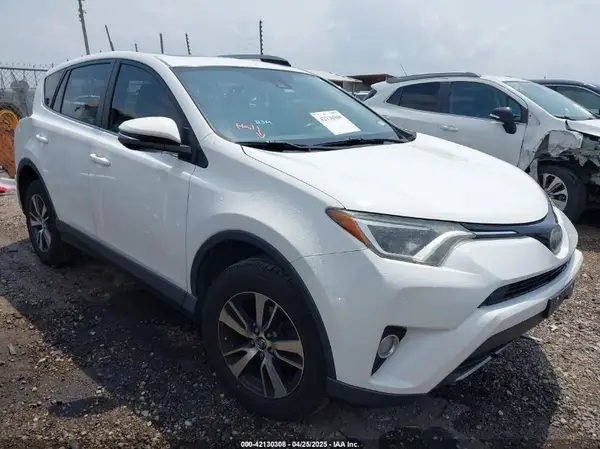 JTMWFREVXJJ156706 2018 TOYOTA RAV 4 - Image 1