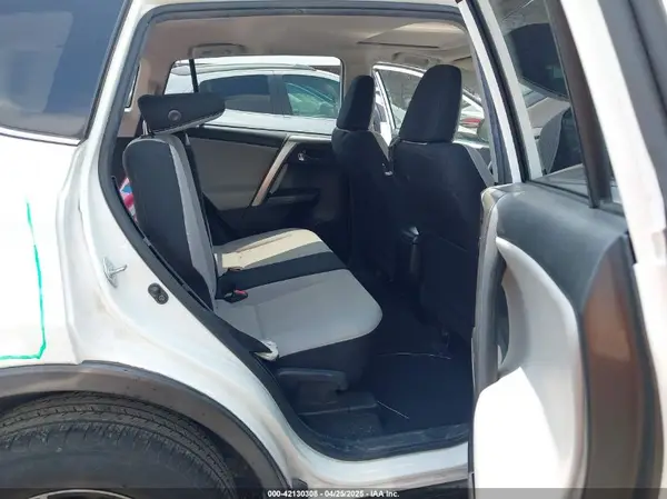 JTMWFREVXJJ156706 2018 TOYOTA RAV 4 - Image 8