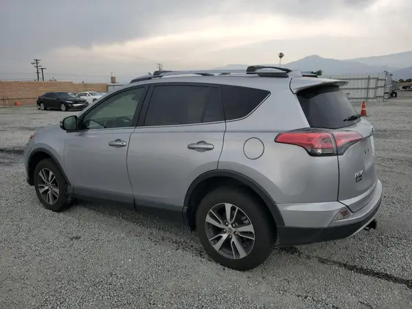 JTMWFREVXJJ158472 2018 TOYOTA RAV 4 - Image 2