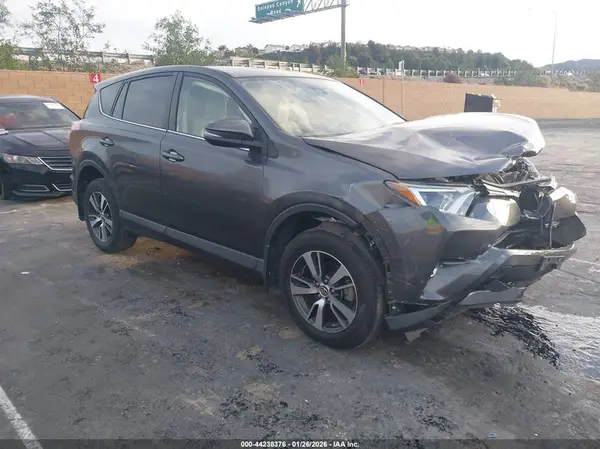 JTMWFREVXJJ729619 2018 TOYOTA RAV 4 - Image 1