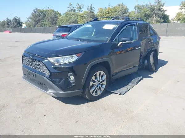 JTMY1RFV0LD521496 2020 TOYOTA RAV 4 - Image 2