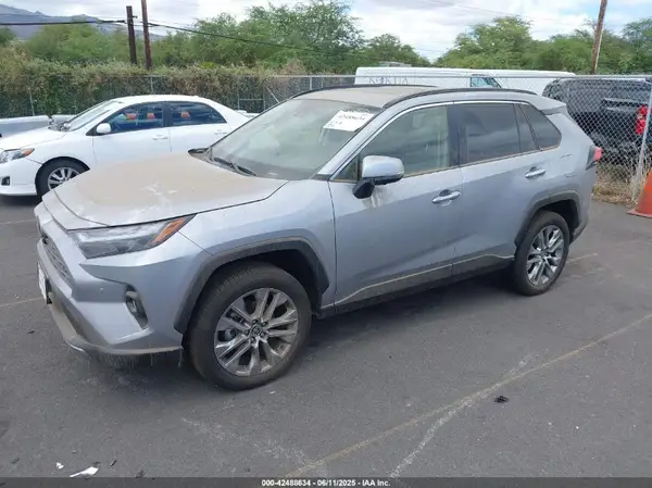 JTMY1RFV4RD122938 2024 TOYOTA RAV 4 - Image 2
