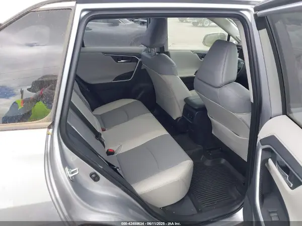 JTMY1RFV4RD122938 2024 TOYOTA RAV 4 - Image 8