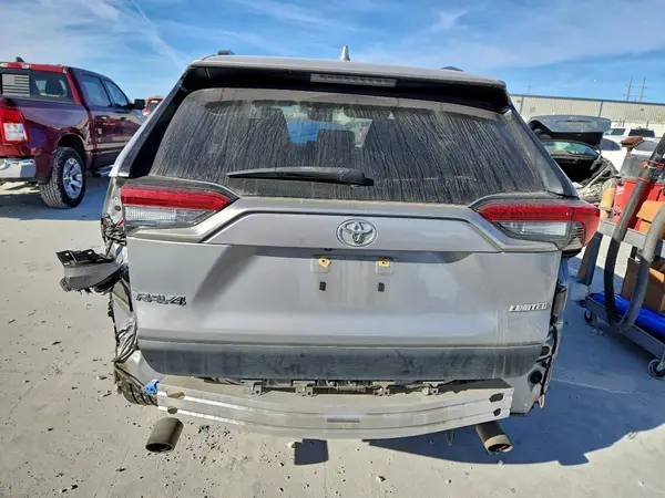 2019 TOYOTA RAV 4 auction photo 6