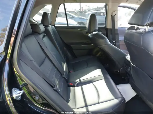 JTMY1RFV6KD504989 2019 TOYOTA RAV 4 - Image 8