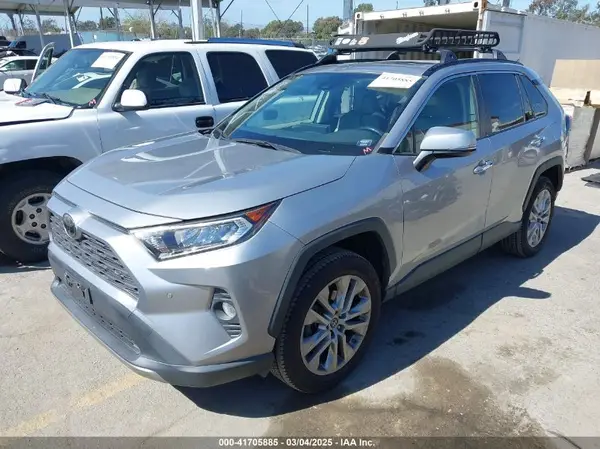 JTMY1RFV8KD026624 2019 TOYOTA RAV 4 - Image 2