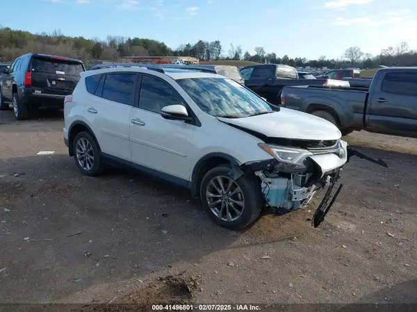 JTMYFREV0HJ137357 2017 TOYOTA RAV 4 - Image 1