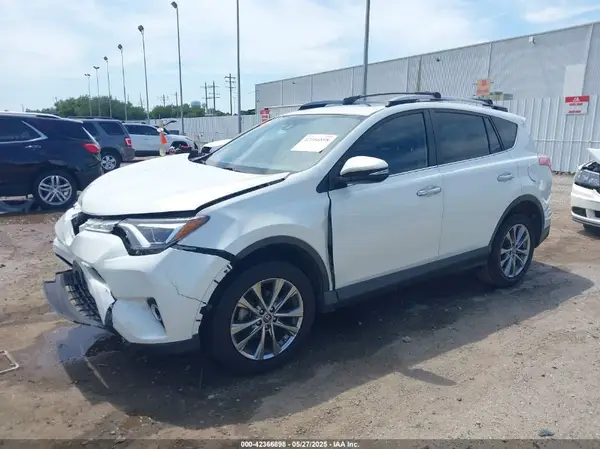 JTMYFREV0HJ721547 2017 TOYOTA RAV 4 - Image 2