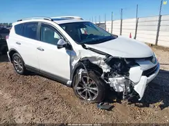 JTMYFREV0JJ151068 2018 TOYOTA RAV 4