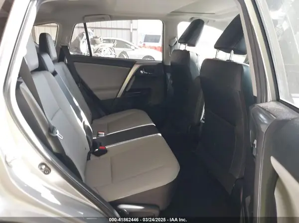 JTMYFREV0JJ183969 2018 TOYOTA RAV 4 - Image 8