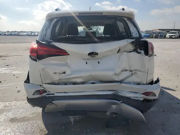 2017 TOYOTA RAV 4 auction photo 6