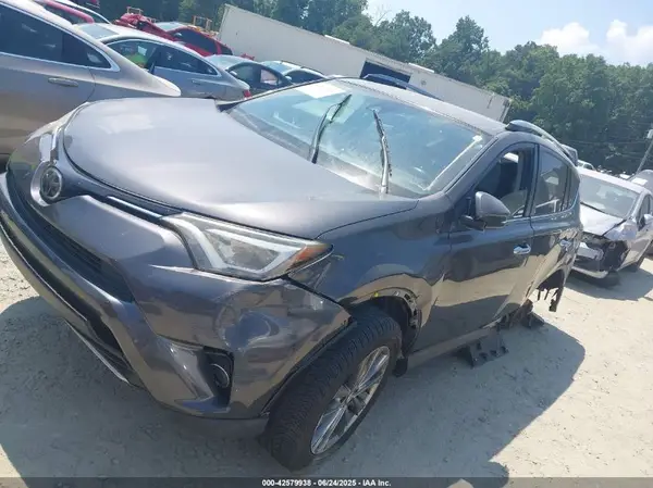 JTMYFREV2JJ155798 2018 TOYOTA RAV 4 - Image 2