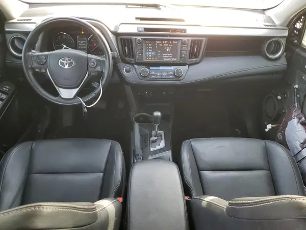 JTMYFREV2JJ157518 2018 TOYOTA RAV 4 - Image 8