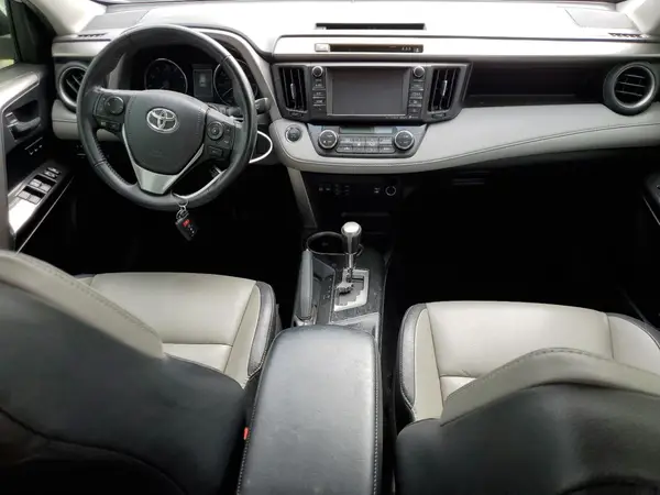 JTMYFREV2JJ179096 2018 TOYOTA RAV 4 - Image 8