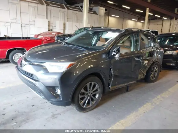 JTMYFREV2JJ734015 2018 TOYOTA RAV 4 - Image 2