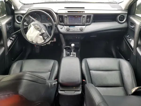 JTMYFREV3HJ138406 2017 TOYOTA RAV 4 - Image 8