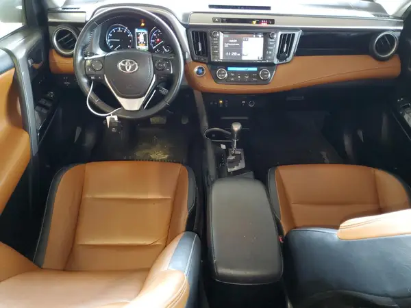 JTMYFREV3HJ147204 2017 TOYOTA RAV 4 - Image 8
