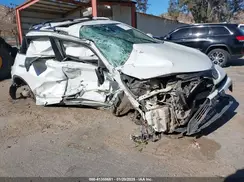 JTMYFREV3JJ724187 2018 TOYOTA RAV 4