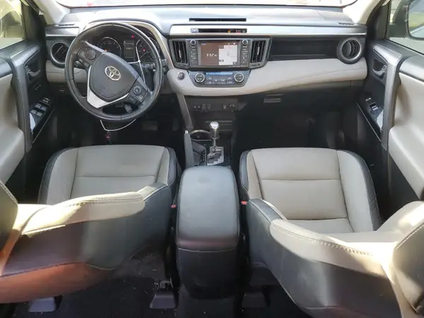 JTMYFREV3JJ748859 2018 TOYOTA RAV 4 - Image 8