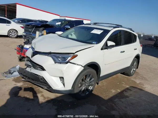 JTMYFREV4JJ196028 2018 TOYOTA RAV 4 - Image 2
