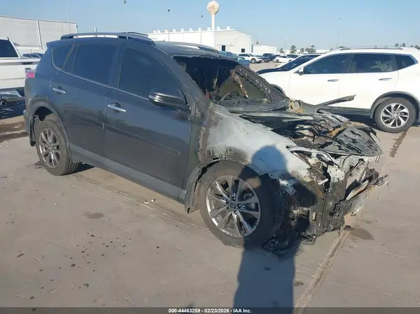 JTMYFREV5JJ723462 2018 TOYOTA RAV 4 - Image 1