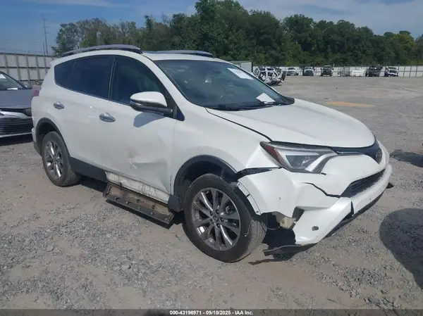 JTMYFREV6GD088713 2016 TOYOTA RAV 4 - Image 1