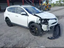 JTMYFREV6JD126805 2018 TOYOTA RAV 4